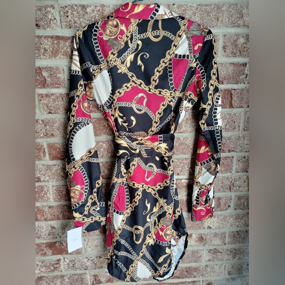 NWT Chic Me Long sleeve  Dress - Picture 2 of 5